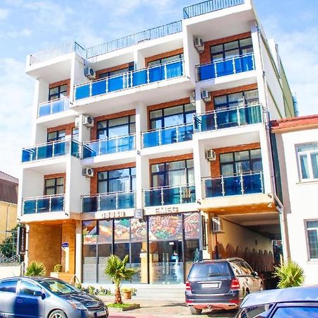 Emeg Hotel And Restaurant Batumi Exterior foto